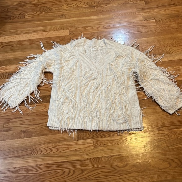 Anthropologie Fringed Pullover Sweater Size Large NWT - Picture 5 of 14